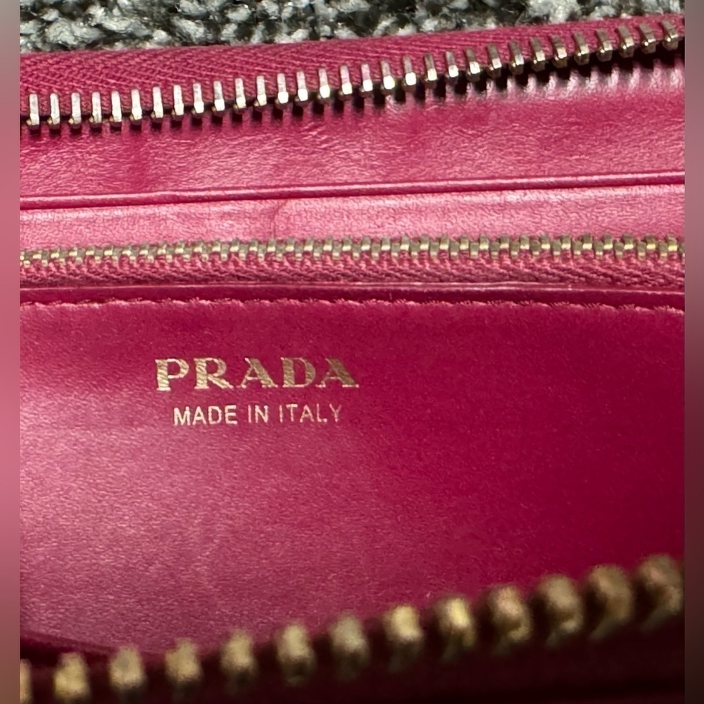 Prada wallet - Picture 11 of 16